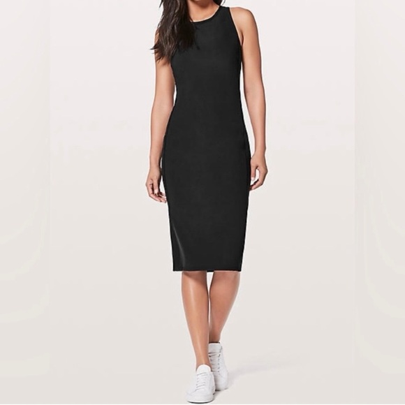 Lululemon Rather Be Gathered Dress - Size 4 - black - Picture 2 of 9